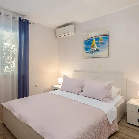 Perla - 2 Min To The & Free Parking * Makarska