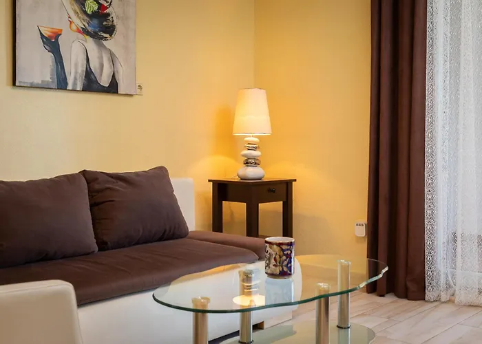 Perla - 2 Min To The & Free Parking Apartment