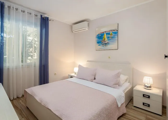 Perla - 2 Min To The & Free Parking * Makarska