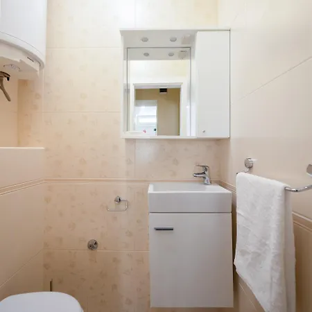 Appartement Perla - 2 Min To The & Free Parking